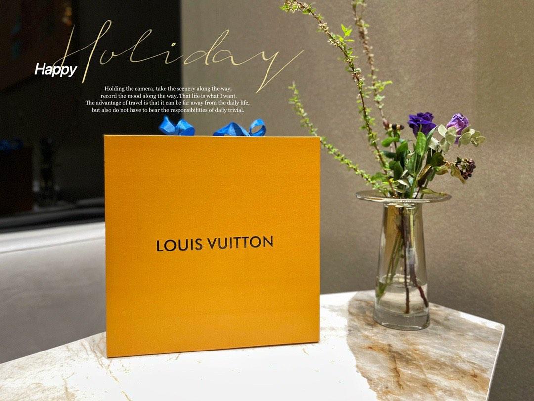 LV Louis Vuitton Tray, Furniture & Home Living, Kitchenware & Tableware,  Coffee & Tea Tableware on Carousell