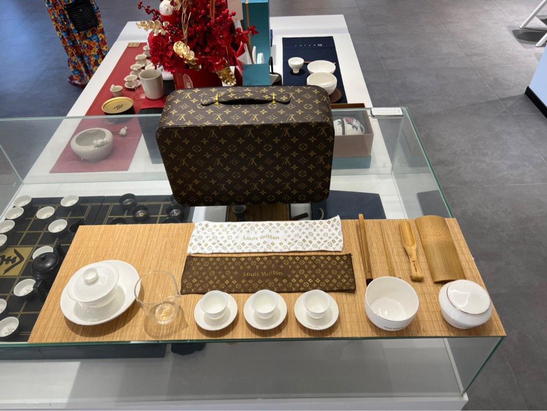 Louis Vuitton afternoon tea box: - Rakkasan Tea Company
