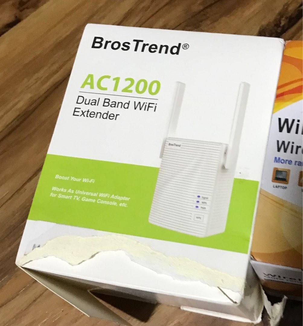 Many networking router repeaters, Computers & Tech, Parts & Accessories