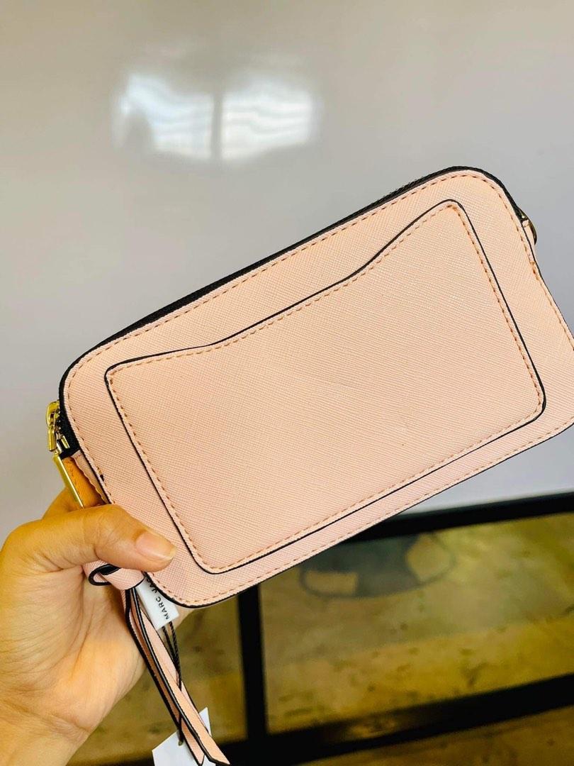 Marc Jacobs Snapshot (pastel pink), Women's Fashion, Bags & Wallets, Crossbody Bags on Carousell