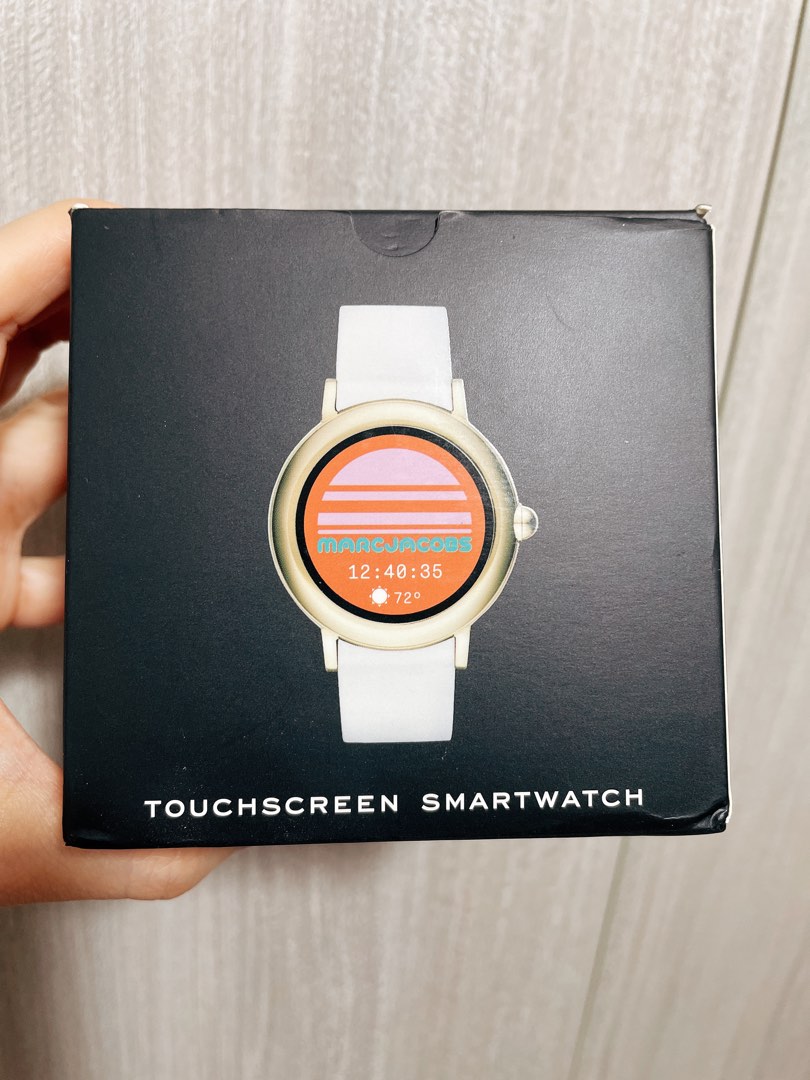 Marc jacobs top touchscreen smartwatch
