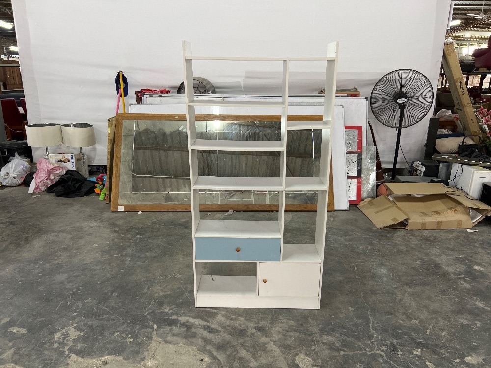 Multi Purpose Display Shelves White Colour / Rak Paparan Serbaguna ...