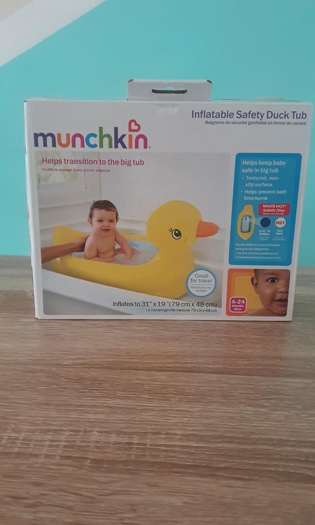 Rubber duck inflatable bathtub 2025
