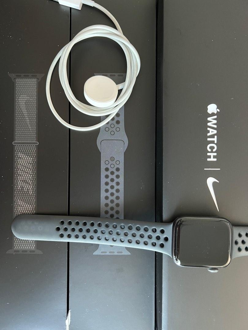nego Apple Watch S6 44mm Nike Men s Fashion Watches