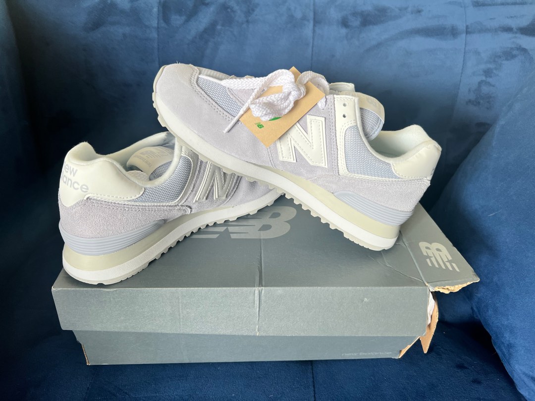 NEW BALANCE, Women's Fashion, Footwear, Sneakers on Carousell