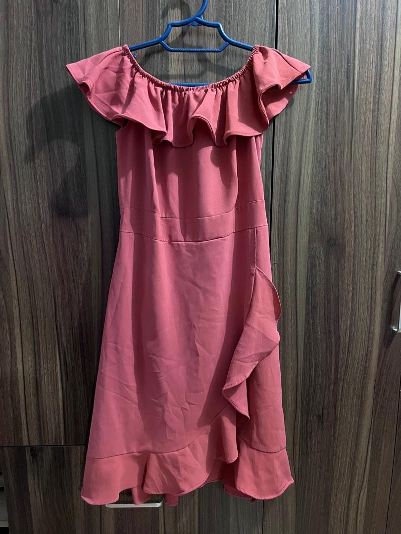 Off Shoulder Dress (Category: Dresses) located in General Trias. Submitted by ClosetCleanup (Listing ID 1183619573, Image 1). Description: EXCELLENT USED CONDITION. Used 2-3x only. Size S-M Perfect for beach or cocktail parties. Comfy fabric. Color Old rose Bought from Loveara.co RFS: decluttering.