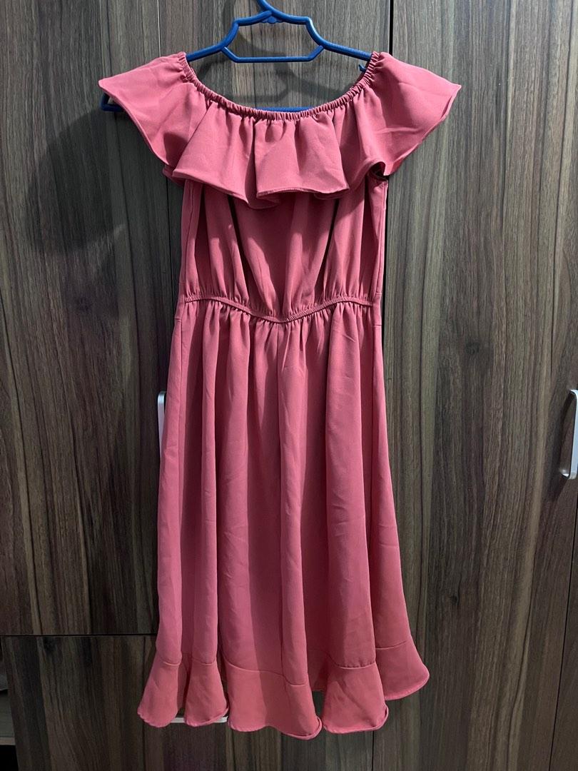 Off Shoulder Dress (Category: Dresses) located in General Trias. Submitted by ClosetCleanup (Listing ID 1183619573, Image 2). Description: EXCELLENT USED CONDITION. Used 2-3x only. Size S-M Perfect for beach or cocktail parties. Comfy fabric. Color Old rose Bought from Loveara.co RFS: decluttering.