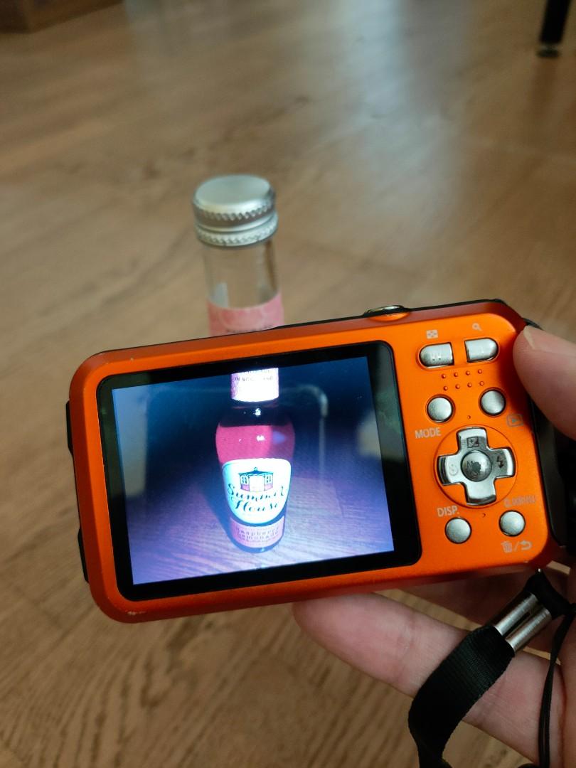 Panasonic Lumix DC Vario Waterproof 8m depth 25mm wide angle + zoom ...