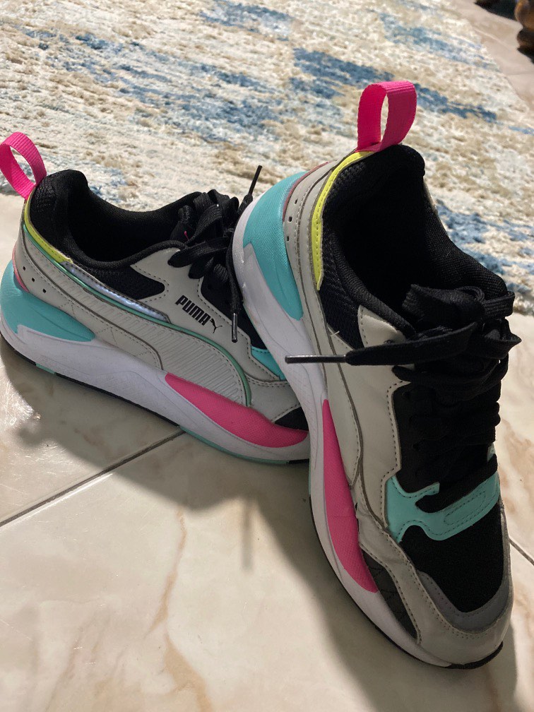 Puma Sneakers, Women's Fashion, Footwear, Sneakers on Carousell