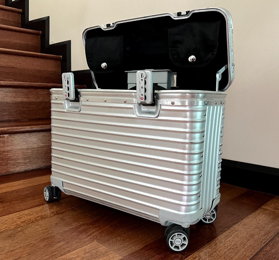 Rimowa topas 923 hotsell