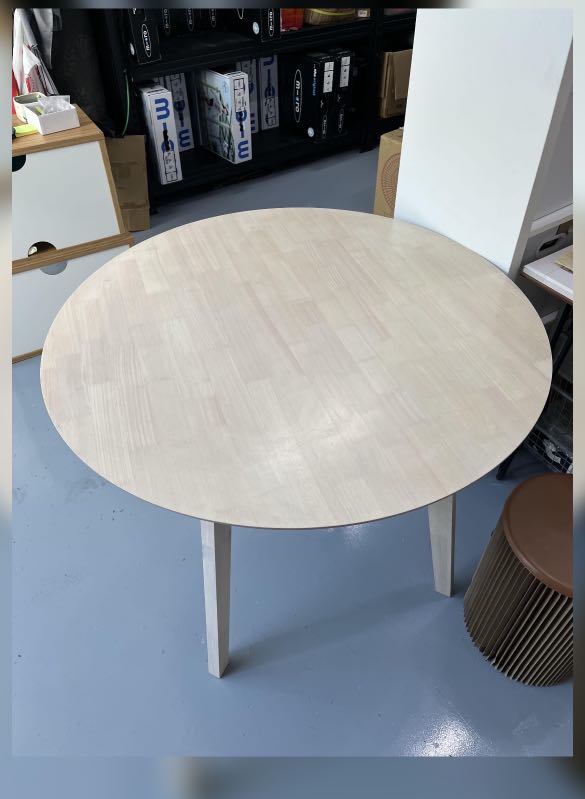 Round table 100cm diameter, Furniture & Home Living, Furniture, Tables