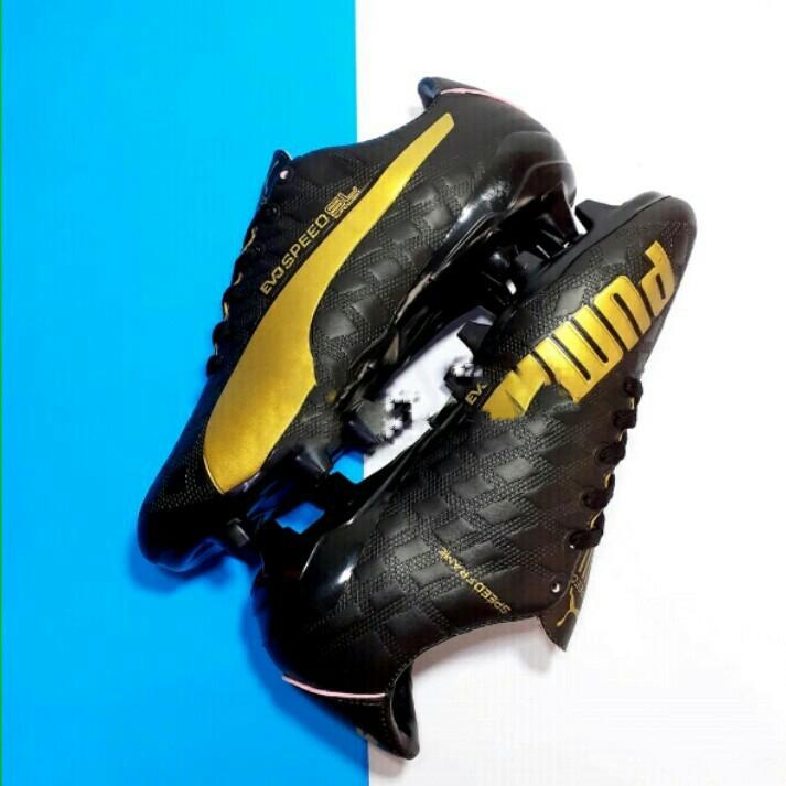 Sepatu bola puma evospeed sl 2025