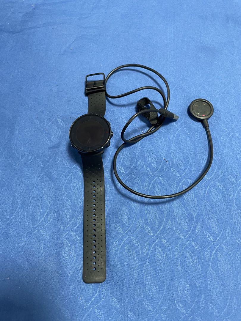 Sports watch Polar vantage M, Men's Fashion, Watches & Accessories