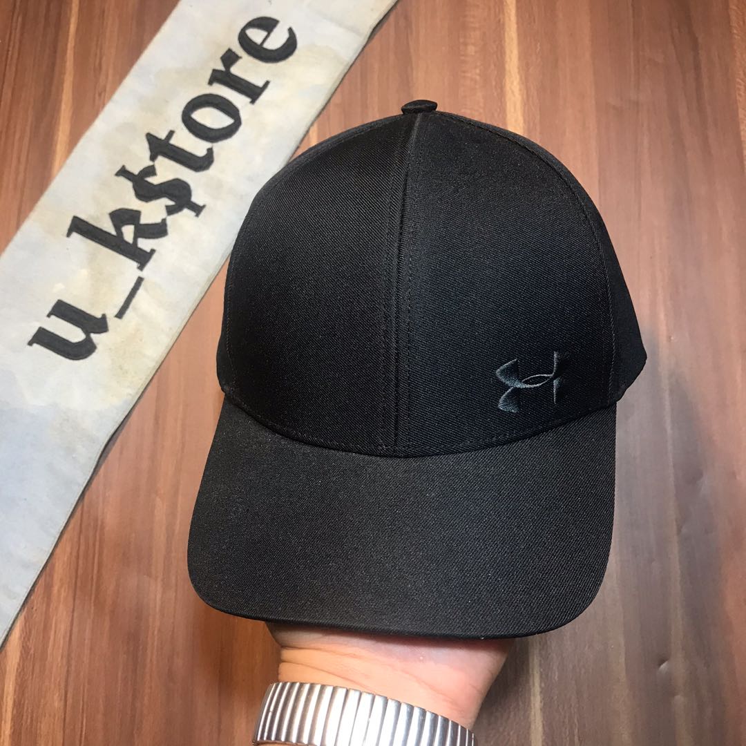 Topi under outlet armour original