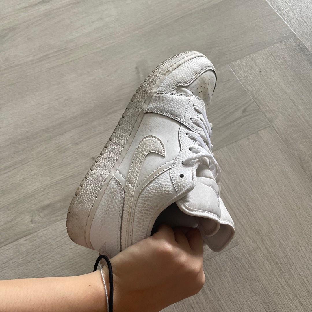 triple white aj1 low