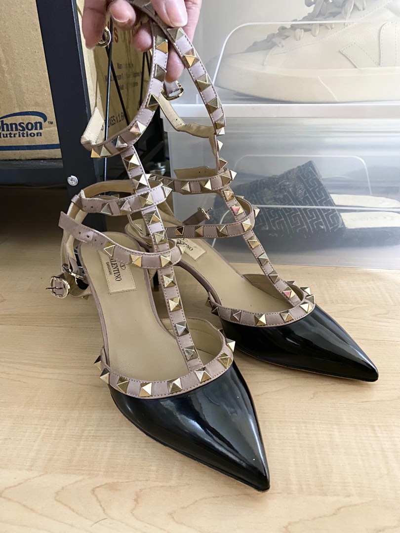 valentino rockstud kitten