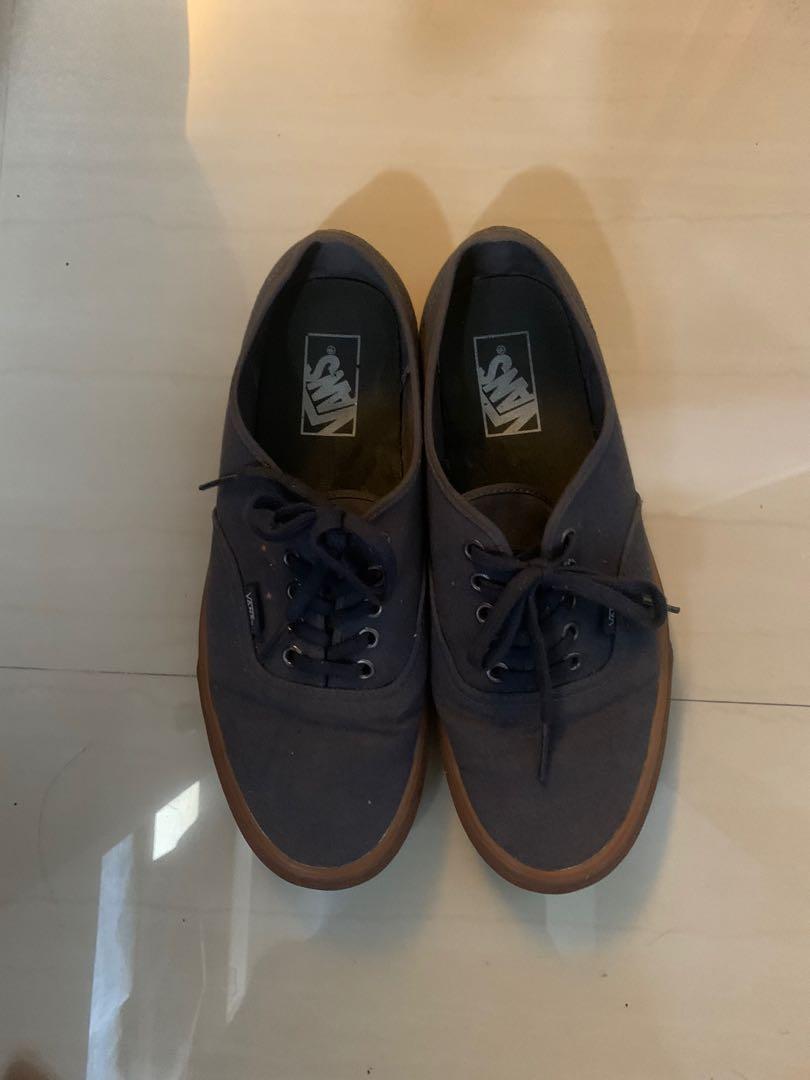 Vans Navy blue gum sole, Men's Fashion, Footwear, Sneakers on Carousell
