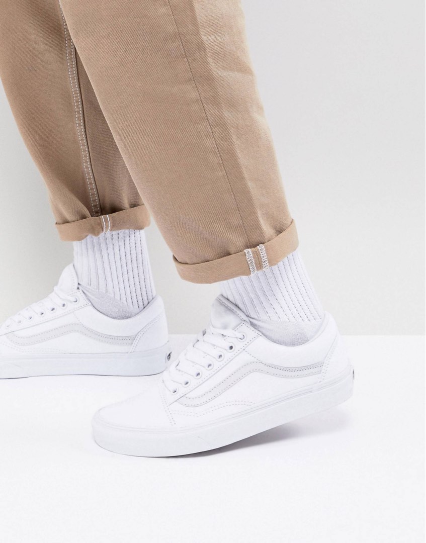 Vans Old Skool Trainers in White Men s Fashion Footwear