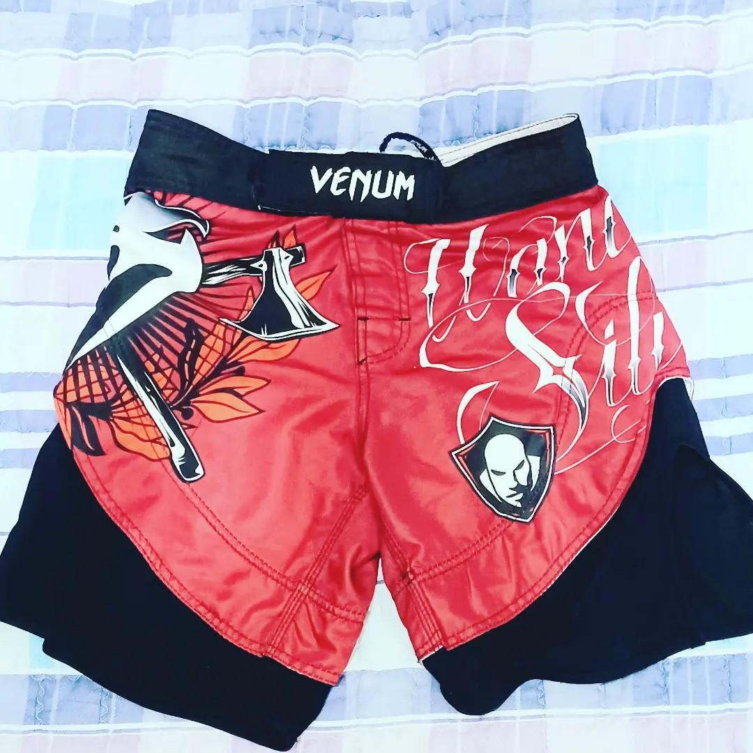 Venum Muay Thai Shorts, Men's Fashion, Activewear on Carousell