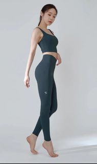 (Category: ) located in . Submitted by activewearsiao (Listing ID 1183521688, Image 1). Description: .