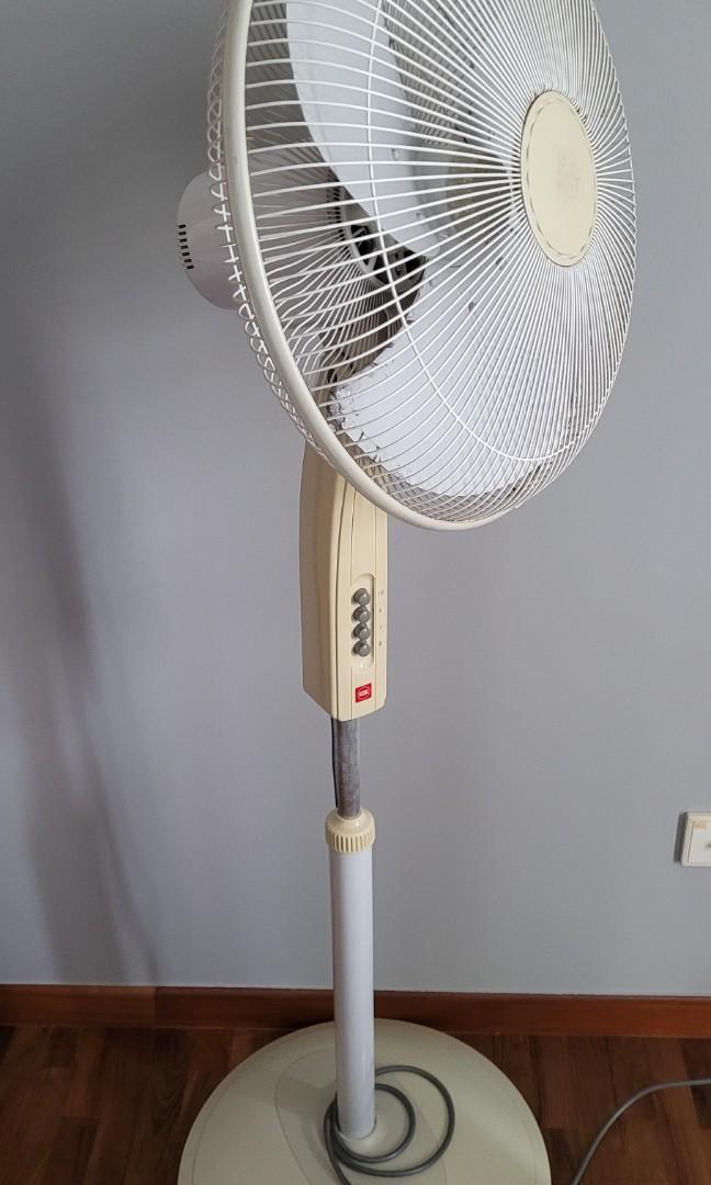2 x KDK floor standing fans, Furniture & Home Living, Lighting & Fans