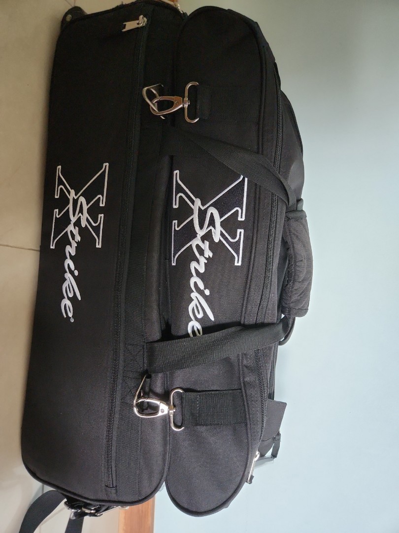 3 ball tote bowling bag Xstrike, Sports Equipment, Sports & Games