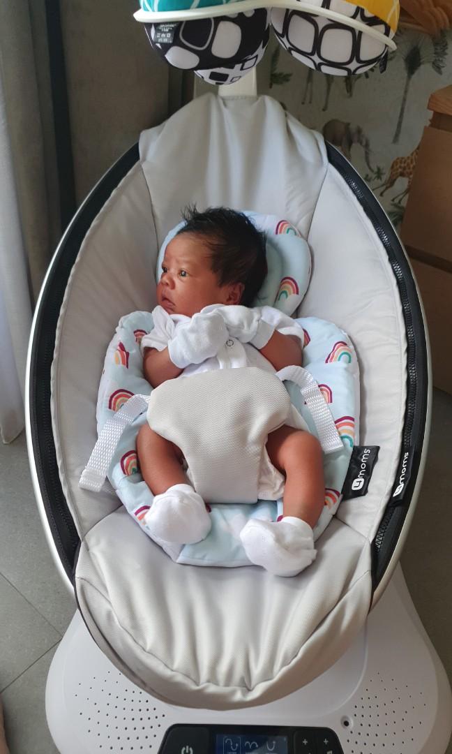 4mums mamaroo, Babies & Kids, Infant Playtime on Carousell