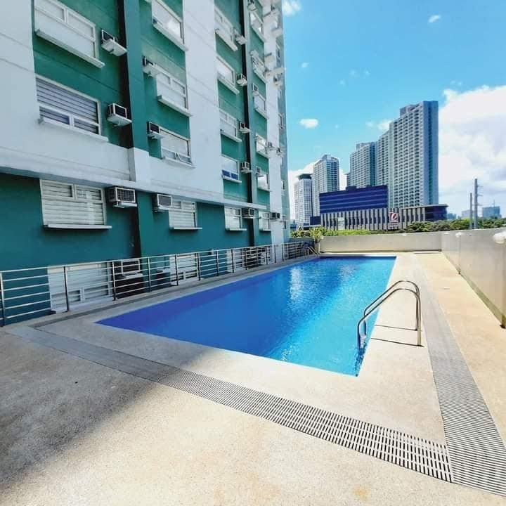 AFFORDABLE RFO CONDOMINIUM UNIT IN QUEZON CITYGILMORE TOWERS, Property