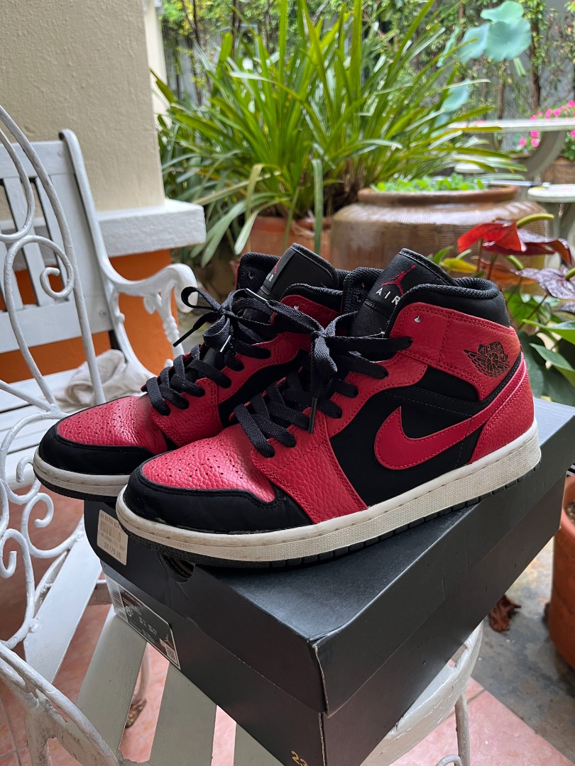 Jordan 1 mid outlet reverse bred on feet