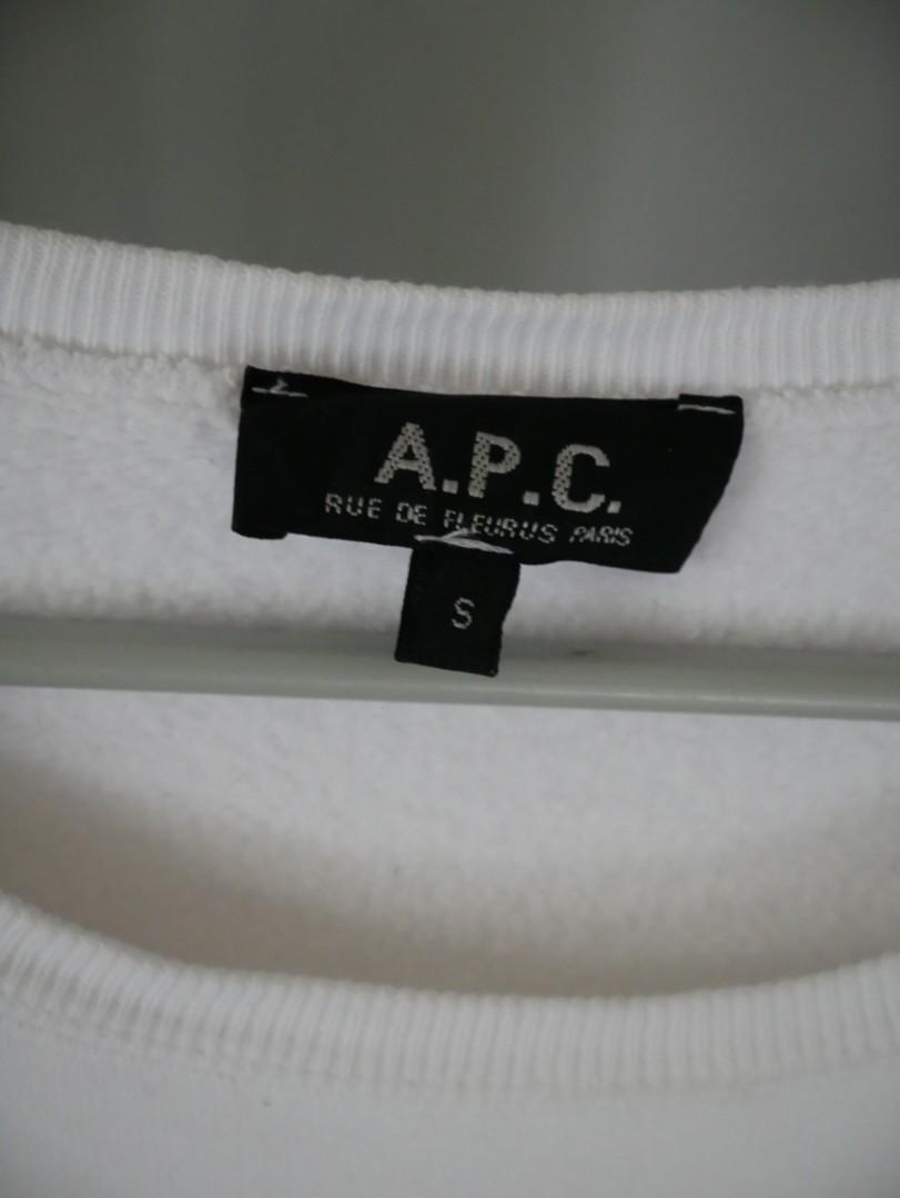 Apc sweater (Category: Coats, Jackets and Outerwear) located in Quezon City. Submitted by rvco_stuff (Listing ID 1183730819, Image 2). Description: .