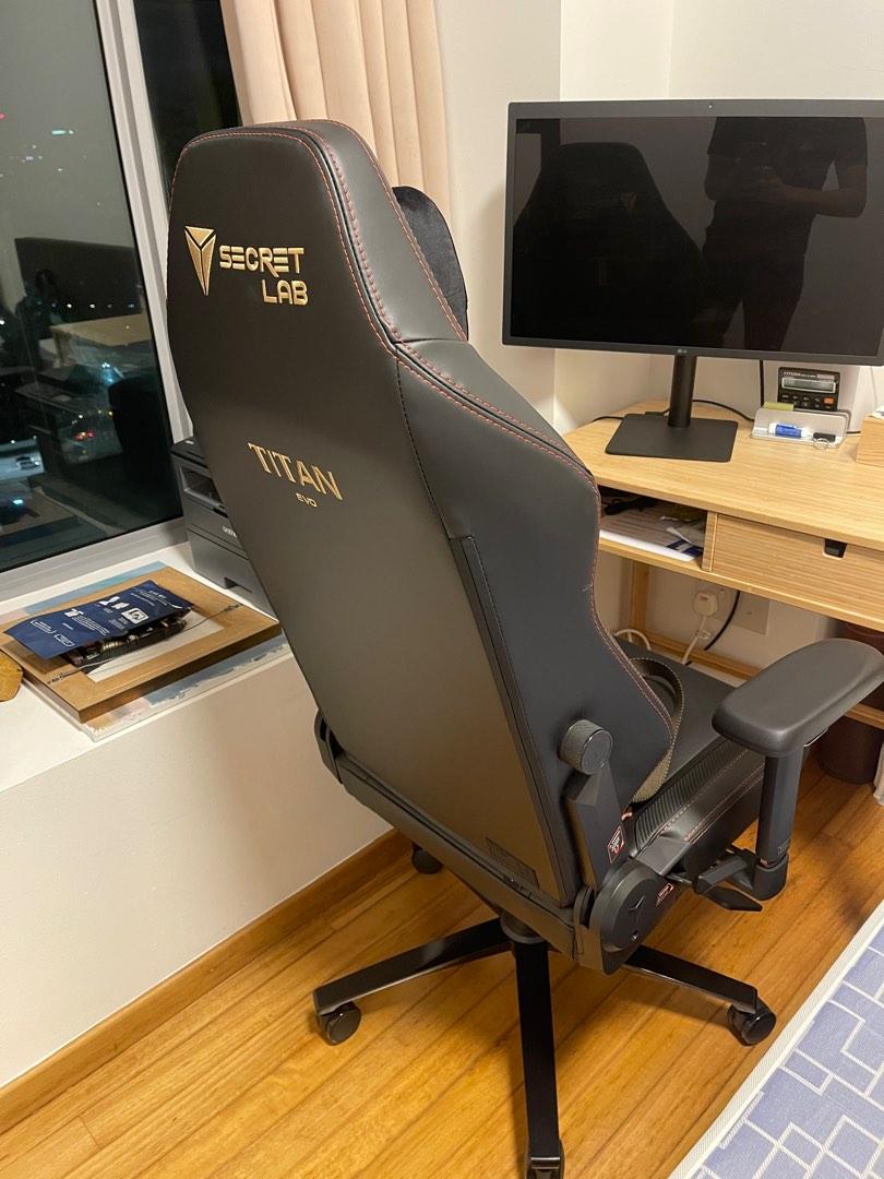 As good as new secret labs 2022 model chair, Furniture & Home Living