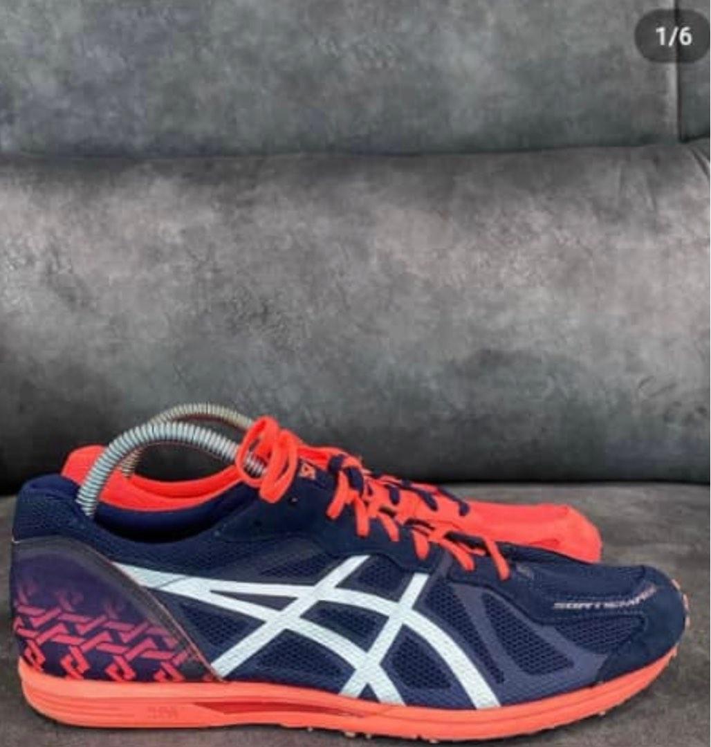 Asics sortiemagic top