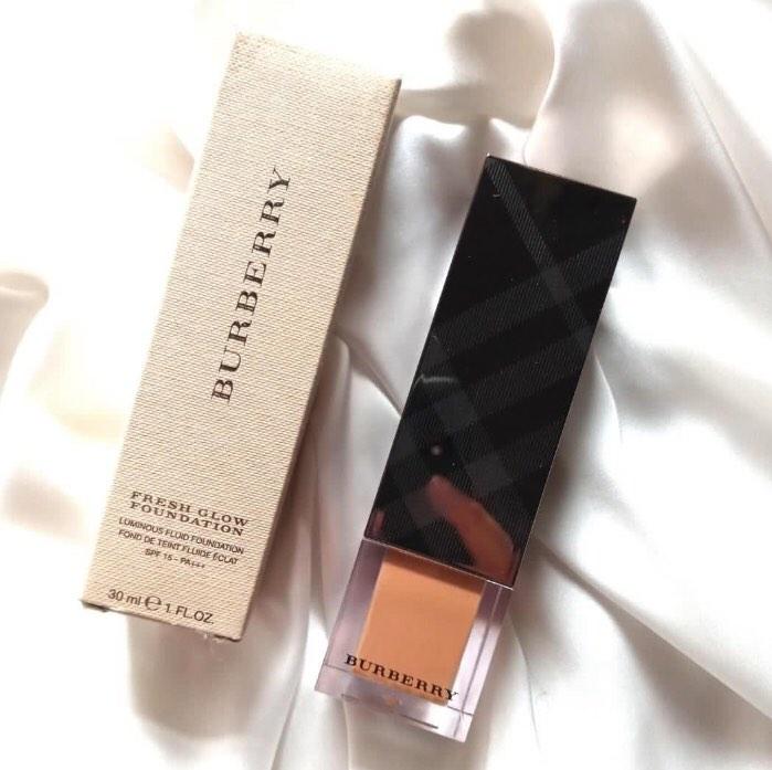 Burberry Fresh Glow Foundation, Kesehatan Kecantikan, Rias Wajah
