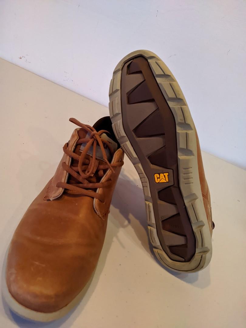 Caterpillar Shoes fresh Condition (Category: Casual Shoes) located in Quezon City. Submitted by gadgetsun (Listing ID 1183797066, Image 1). Description: Nasa storage lang size 43EU ( sa UK9 )..