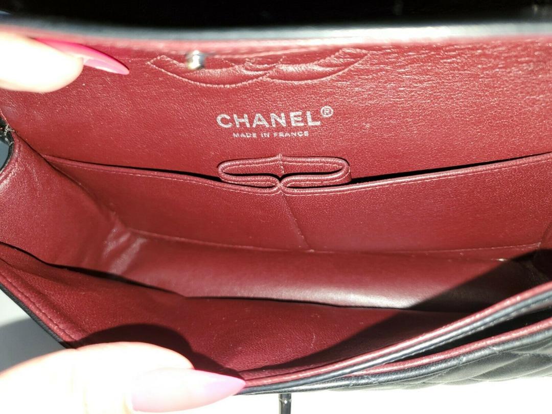 Chanel Black Small Classic Double Flap Bag SHW Lambskin (Category: Bags & Wallets) located in Brossard. Submitted by isaacbelgaer (Listing ID 1183811950, Image 3). Description: Chanel Black Small Classic Double Flap Bag SHW Lambskin.