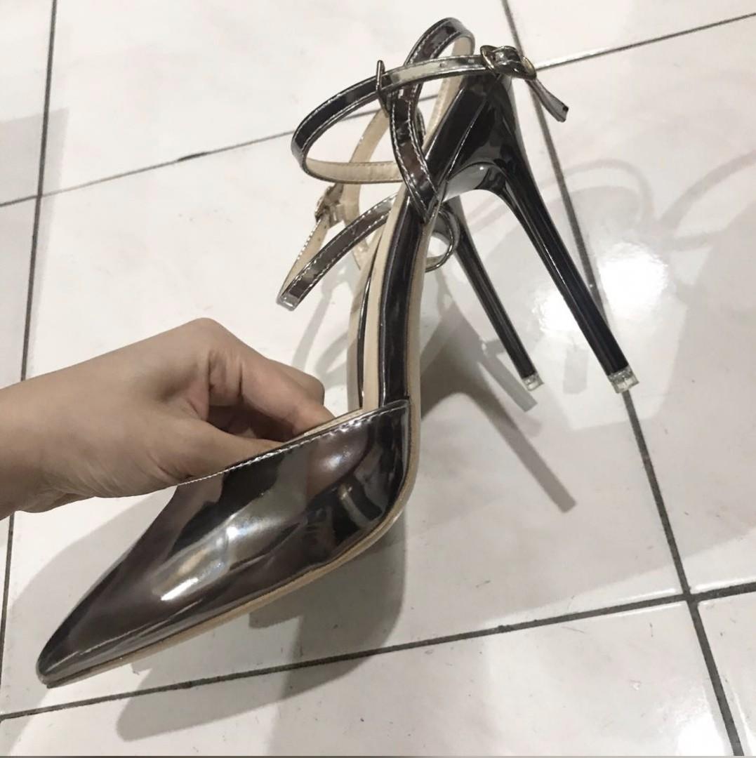 Chrome High Heels BigTree