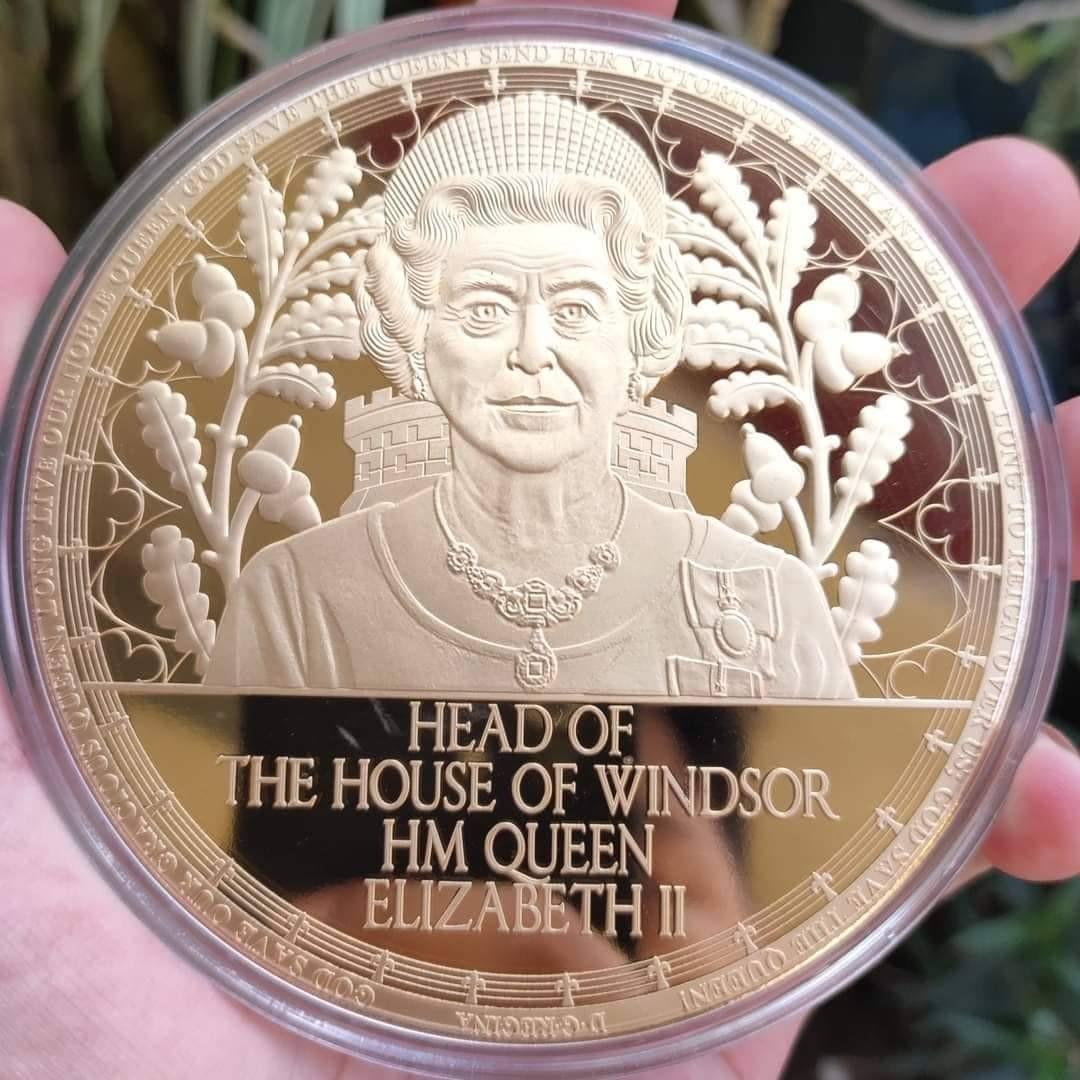 Collectible Medal 'Head of the House of Windsor Queen Elizabeth II