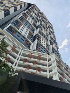 (Category: ) located in . Submitted by ar212 (Listing ID 1183862646, Image 1). Description: .