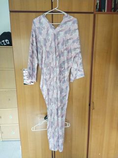 (Category: ) located in . Submitted by shopwithshop (Listing ID 1183793774, Image 1). Description: .