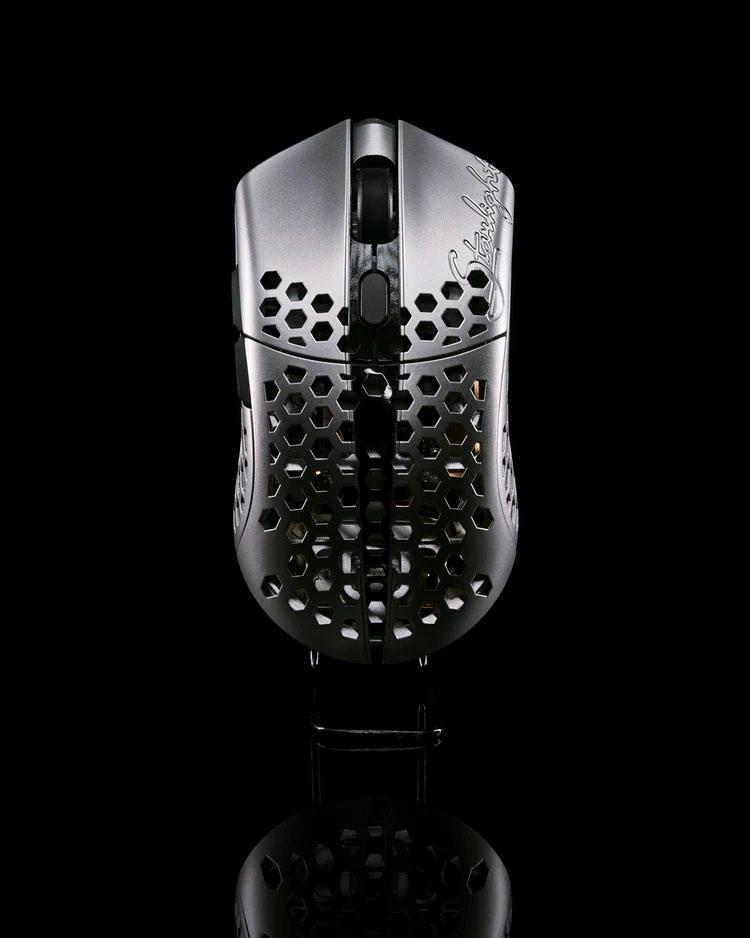 Finalmouse Starlight Pro - TenZ s size, 電腦＆科技, 電腦周邊及配件