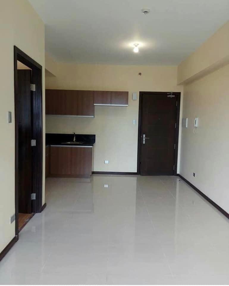 3 BEDROOM CONDO FOR SALE AT RADIANCE MANILA BAY,NEAR MOA PASAY CITY