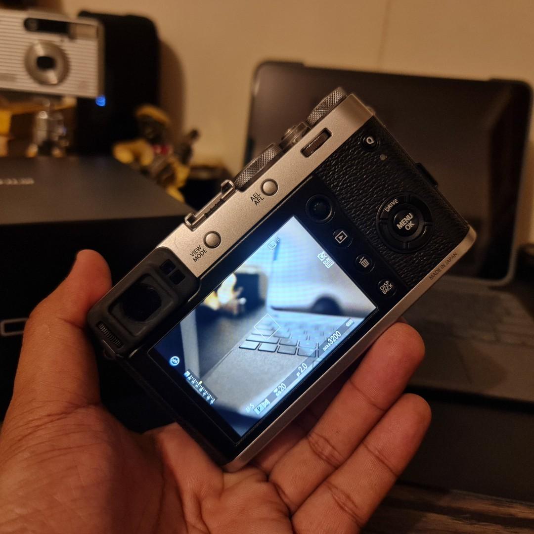 Fujifilm X100F 24MP Rangefinder Style Mirrorless Camera, Photography