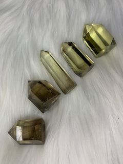 (Category: ) located in . Submitted by soleil.lune.ciel.crystals (Listing ID 1179959209, Image 1). Description: .