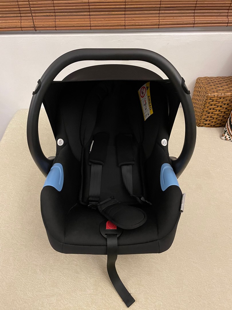 Hamilton Car seat, Babies & Kids, Going Out, Car Seats on Carousell