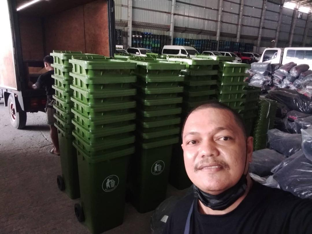 INDUSTRIAL TRASH BIN, Furniture & Home Living, Cleaning & Homecare