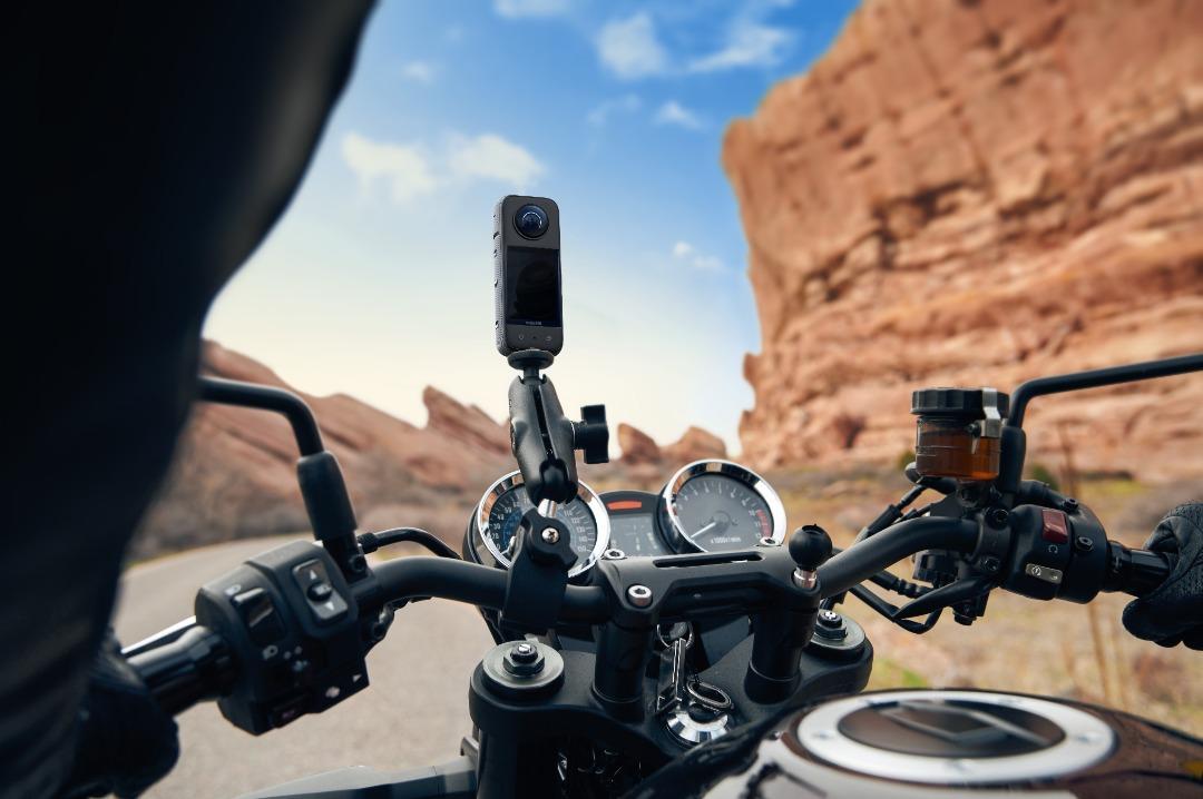 Insta360 X3 Motorcycle Bundle Kit, Photography, Video Cameras on