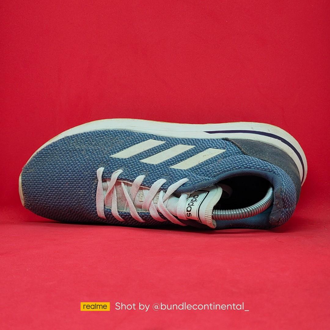Adidas neo store 70s