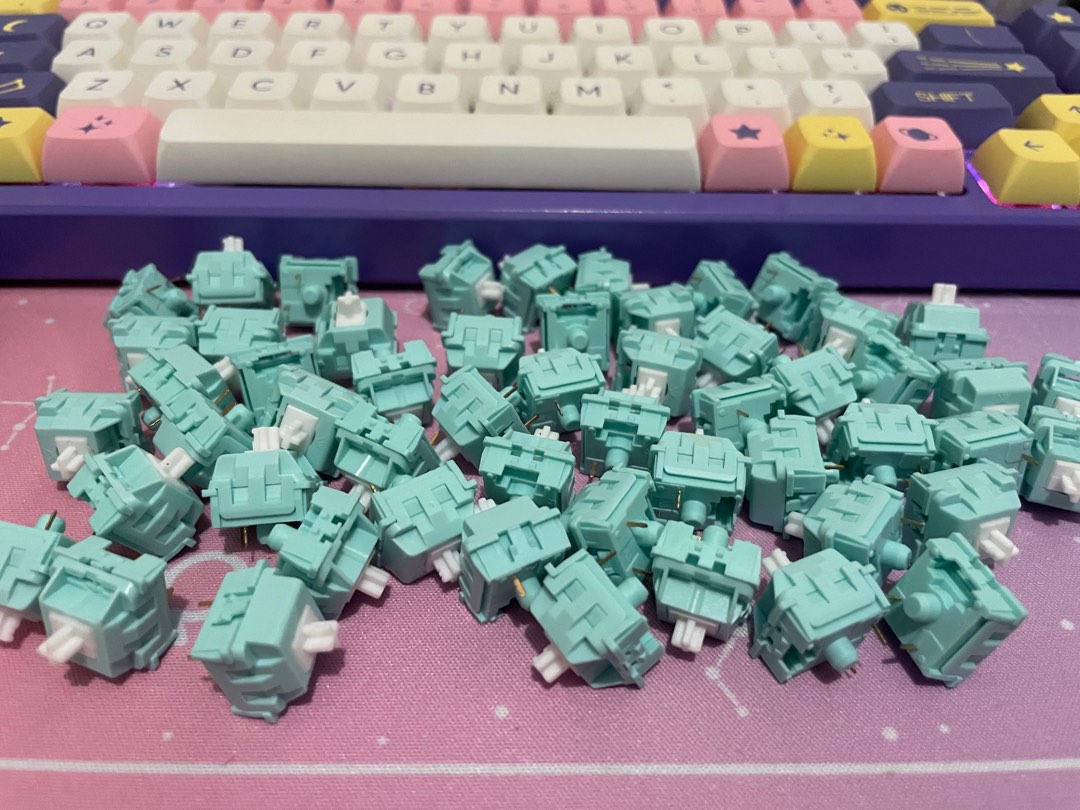 KTT Mint switches, Computers & Tech, Parts & Accessories, Computer