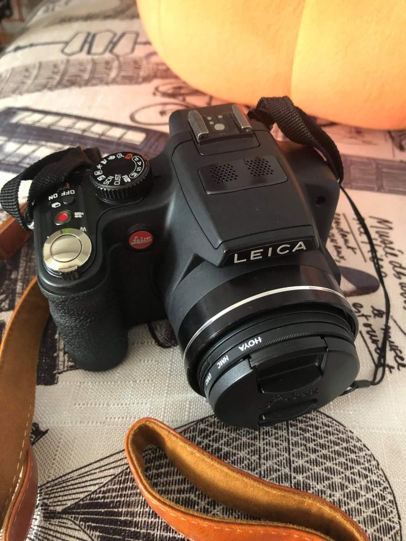 Leica VLux 2 Camera, Photography, Cameras on Carousell