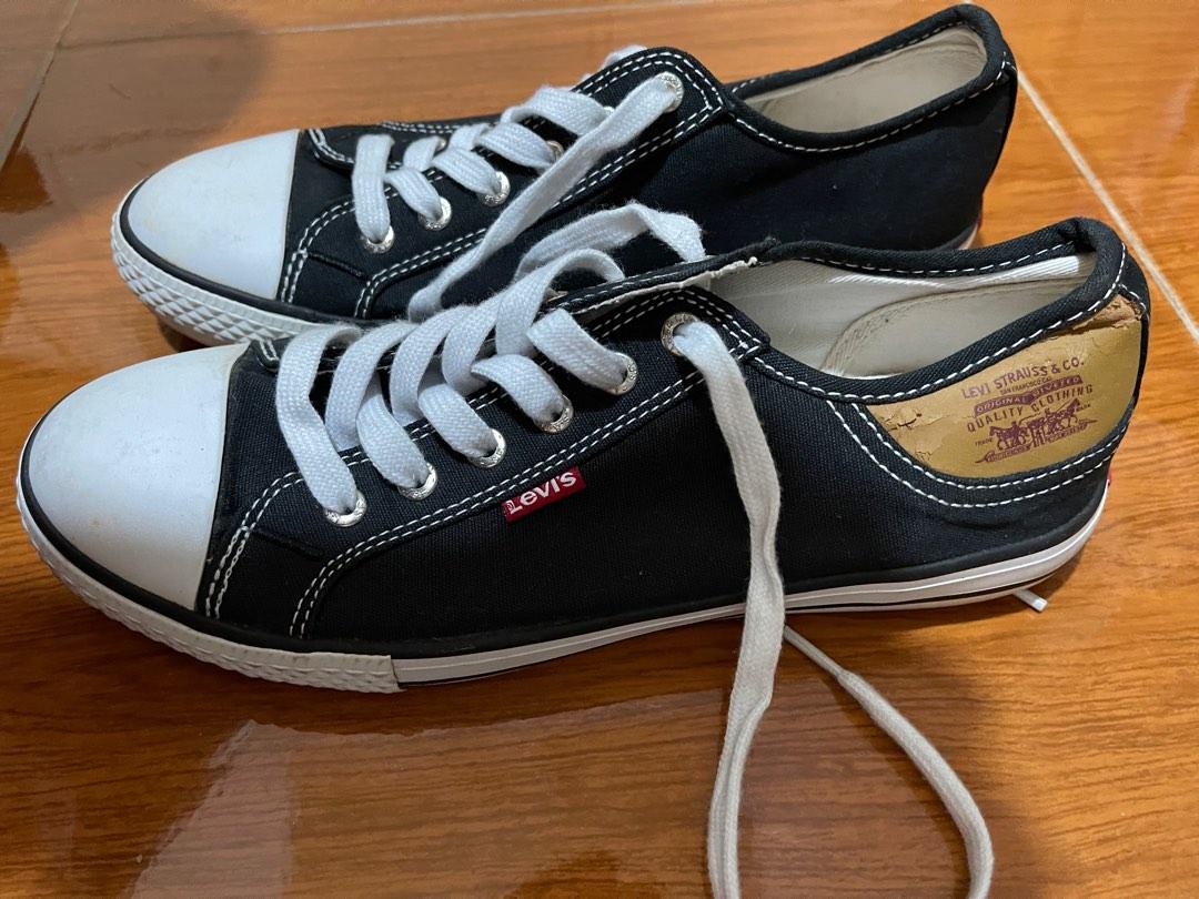 Levi's on sale converse style